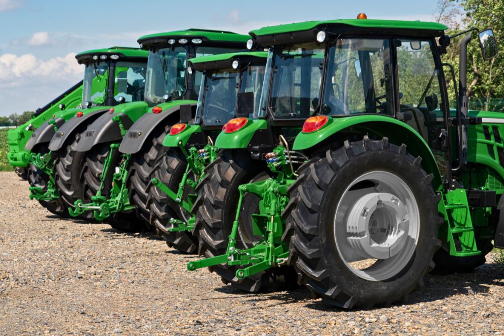 Tractor Sales Bounce Back in September – Is Now the Time to Buy?
