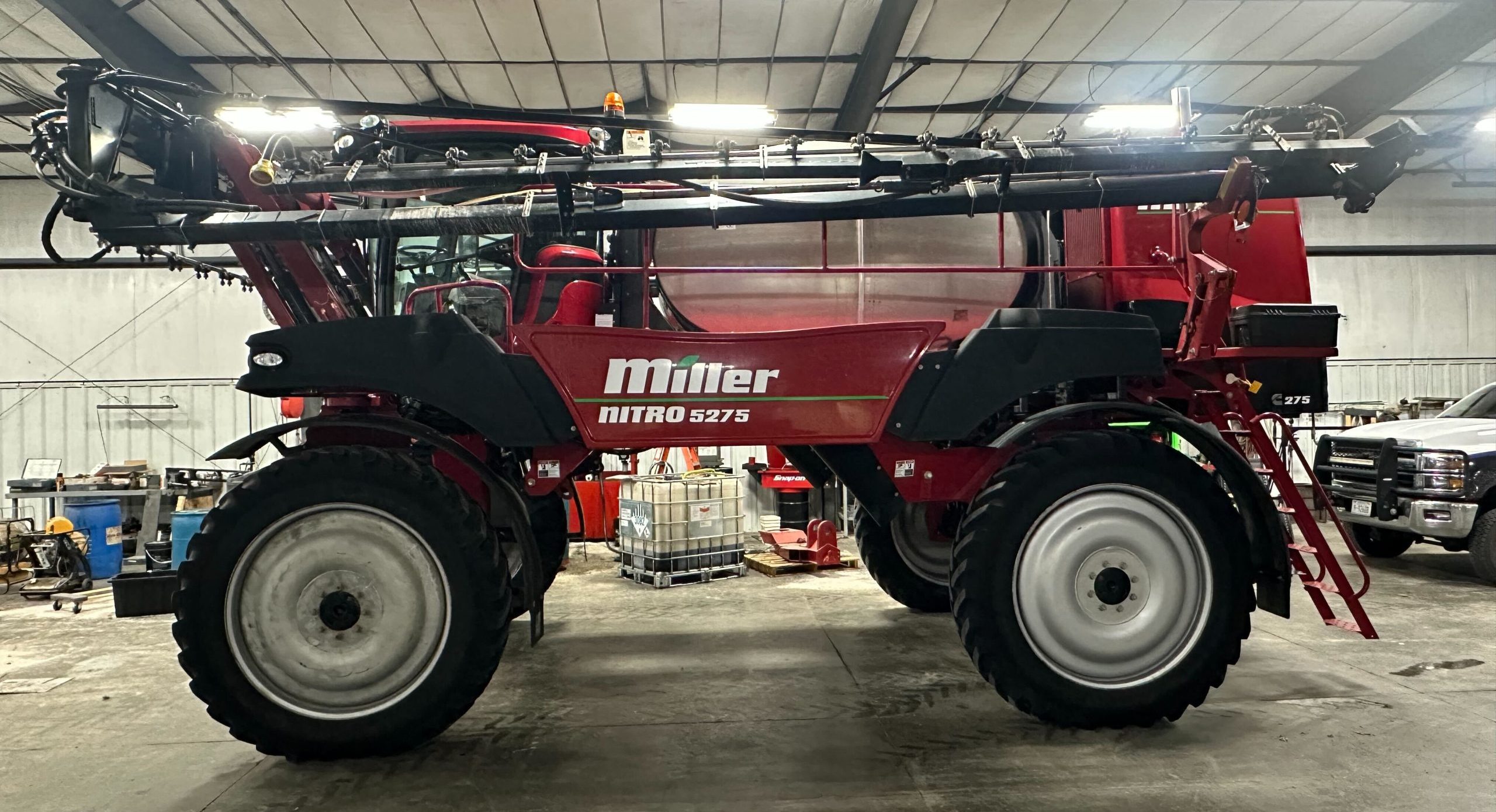 Weekly Spotlight: 1 Owner Miller Nitro 5275 with Engine Warranty Up for Auction