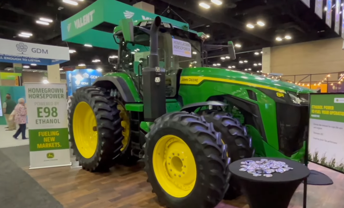 John Deere’s Ethanol-Powered Tractor Could Change How Farmers Fuel Their Operations