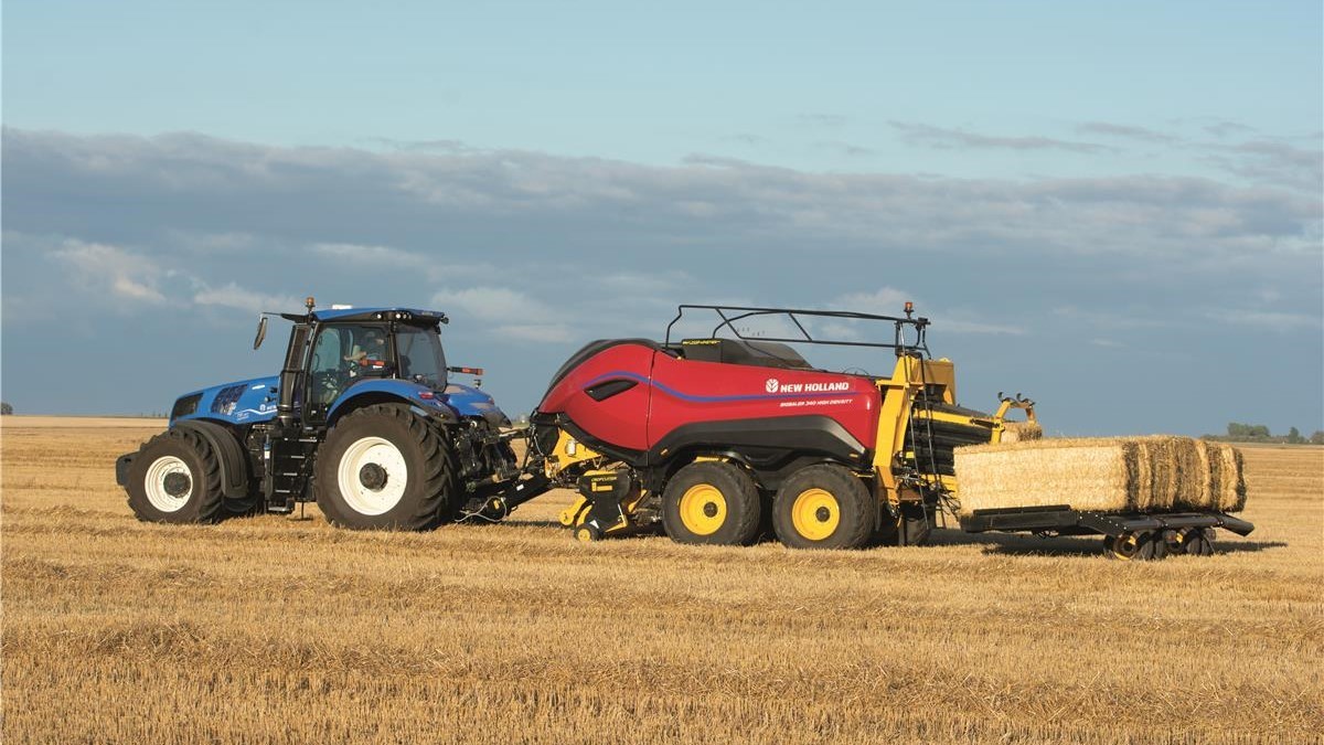 New Holland’s Latest Award-Winning Tech Is Designed to Think Ahead in the Field